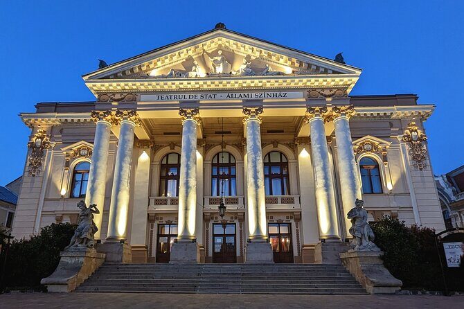 Half-Day Private Food and Wine Walking Tour Oradea Romania - Stop 3: Cofetarie La Teatru, meat-focused Romanian home cooking, and wine pairing