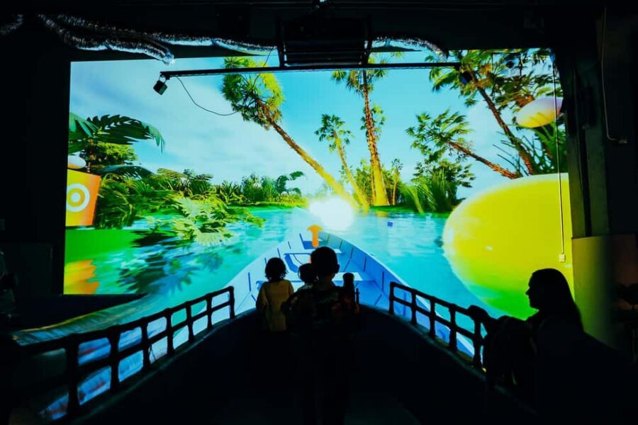 MINA Museum of Immersive New Art, Bucharest - MINA Kids Play Area: Light, Sound, and Motion for Families