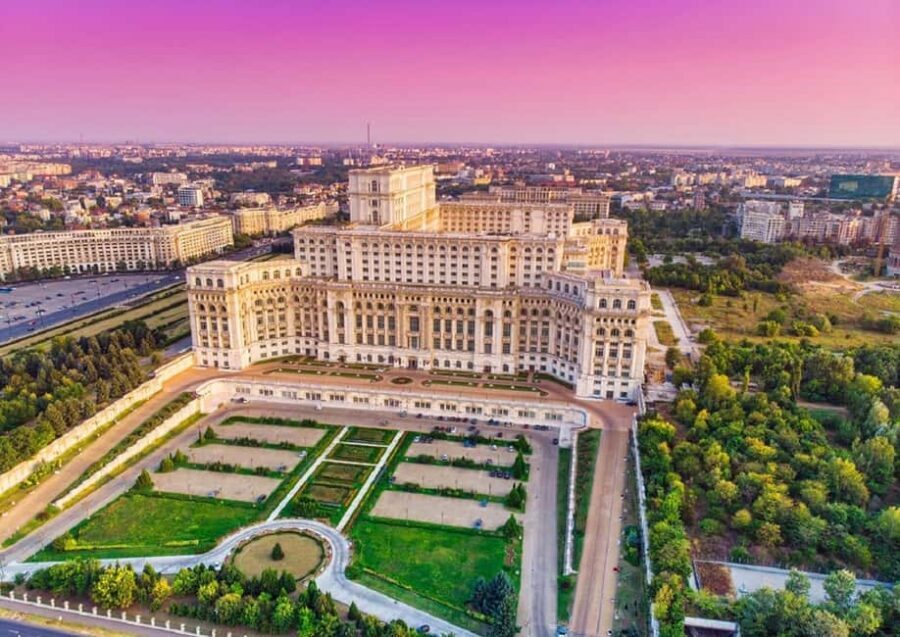 Palace of Parliament, Ceausescu House & Village Museum - Dimitrie Gusti National Village Museum: Romania before the politics