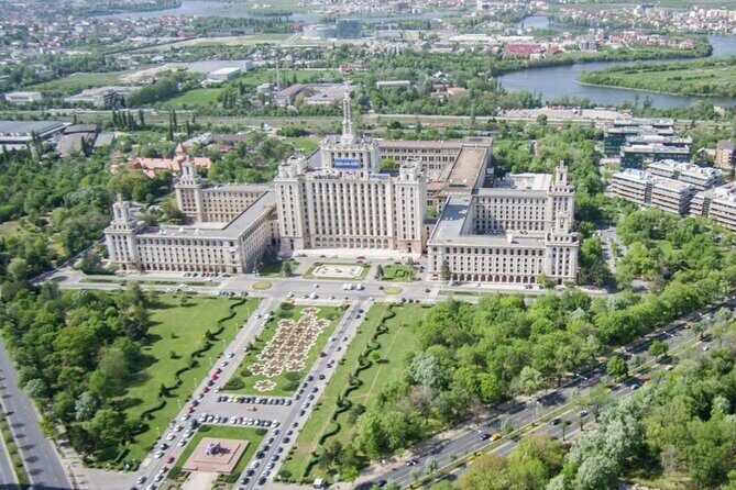 Private Guided Panoramic Tour in Bucharest by Car - What this 2–3 hour private car tour really does for you