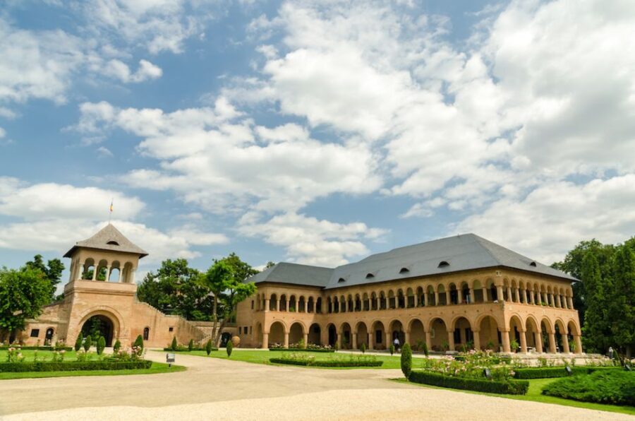 Private Half Day Trip to Snagov Monastery & Mogosoaia - What the Private Guide Adds (and Why Names Matter)