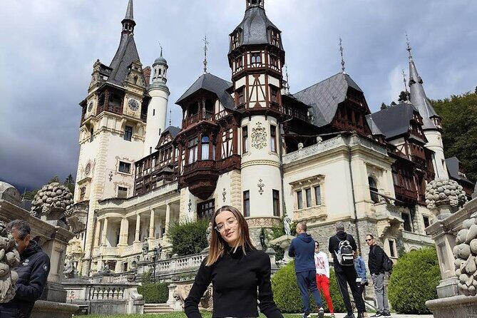 Private Tour to Dracula's Castle, Brașov City & Peleș Castle - The schedule reality check: tickets, closings, and traffic