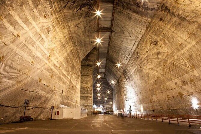 Salt Mine , Lunch at Winery & Dracula Grave - Private Tour - What makes the tour work best: private pace + licensed guidance