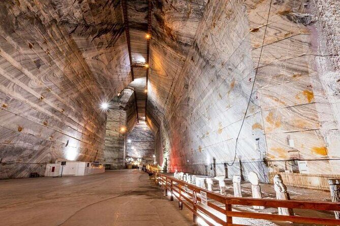 Salt Mine Tour from Bucharest with Entrance Ticket - First impressions: the moment the mine opens up