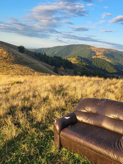 Sibiu: Cindrel Mountains Hike with Traditional Brunch - Who this Sibiu Cindrel hike and brunch suits best