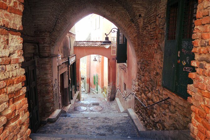 Sibiu Old Town Exploration Game and Self-Guided Tour - Should you book this Sibiu Old Town Exploration Game?