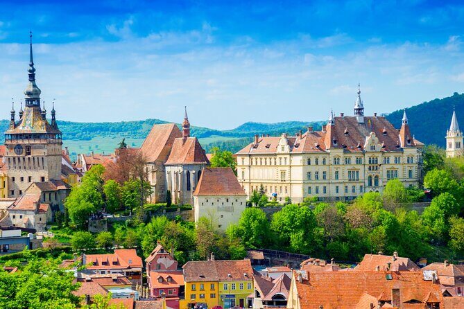 Sighisoara Fortress Quest: Exploration Game and Tour - A $5.99 smartphone quest that gives you Sighișoara on a leash