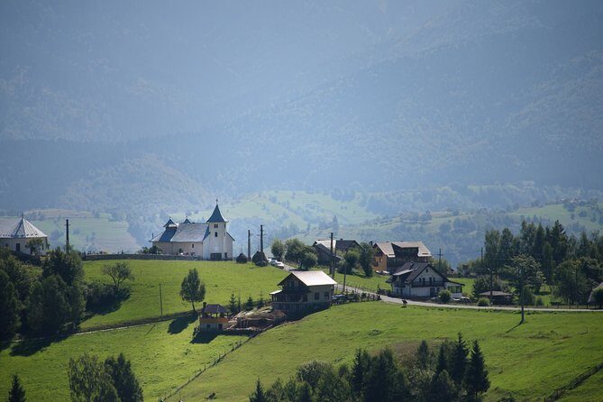 Small-Group Day Trip in Romanian Authentic Mountain Villages from Brasov - Pestera Village and the oldest guesthouse lunch
