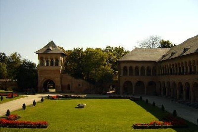 Small Group Tour to Mogosoaia Palace and Snagov Monastery - Mogosoaia Palace: Brancovenesc Style and the Museum in the Park