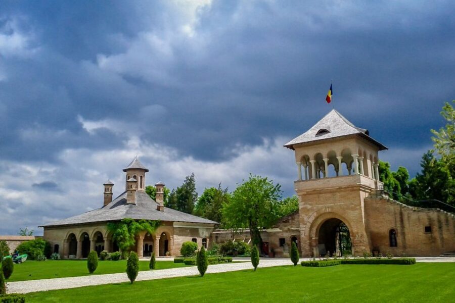 Small Group Tour to Mogosoaia Palace & Snagov Monastery - Who should book this tour (and who should skip it)