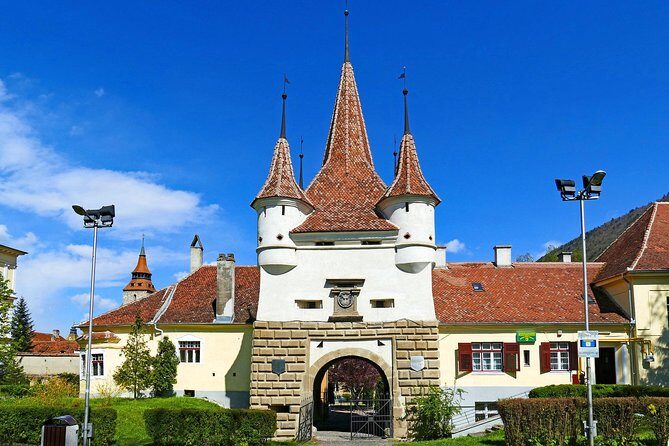 Small Group Walking Tour Of Brasov Old Town - White Tower and Weaver’s Bastion: Optional Stops for Photos and Views