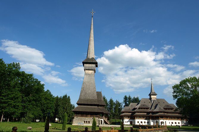 The Best of Maramures in One Day - Starting at the Communism memorial in Sighetu: heavy, but worth it