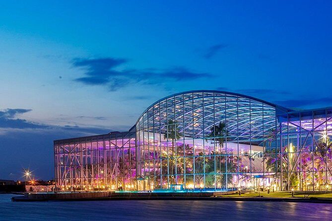 THERME "Take It Easy" Pack: Full Spa Access + Private Transfers - Getting There in Comfort: hotel pickup plus a Bucharest landmarks drive