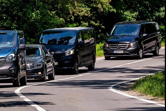 Transfer from Otopeni Henri Coandă Airport to Bucharest or Back - Bucharest hotel to airport: lobby pickup and the departures drop-off zone