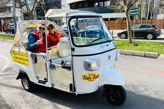 Tuk Tuk Bucharest Romantic Tour with miniBAR - Getting Oriented in Bucharest: Why This Tuk-Tuk Loop Works
