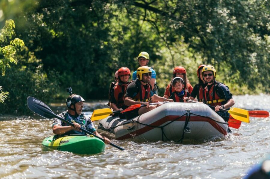 Vadu Crisului: Rafting or Kayaking trip on Crisul Repede - Where you meet: Master Adventure Vadu Crisului base setup