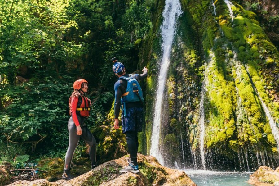 Vadu Crisului: Rafting or Kayaking trip on Crisul Repede - The guided water time: what the 105 minutes feels like